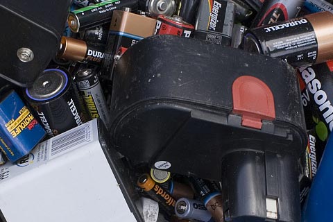 云南高价钴酸锂电池回收-可以回收的锂电池